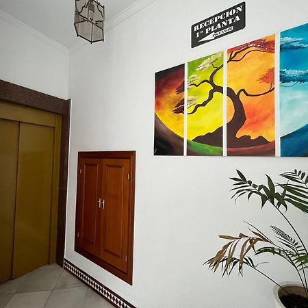 Hostel Conil كونيل ذي لا فرونتيرا المظهر الخارجي الصورة