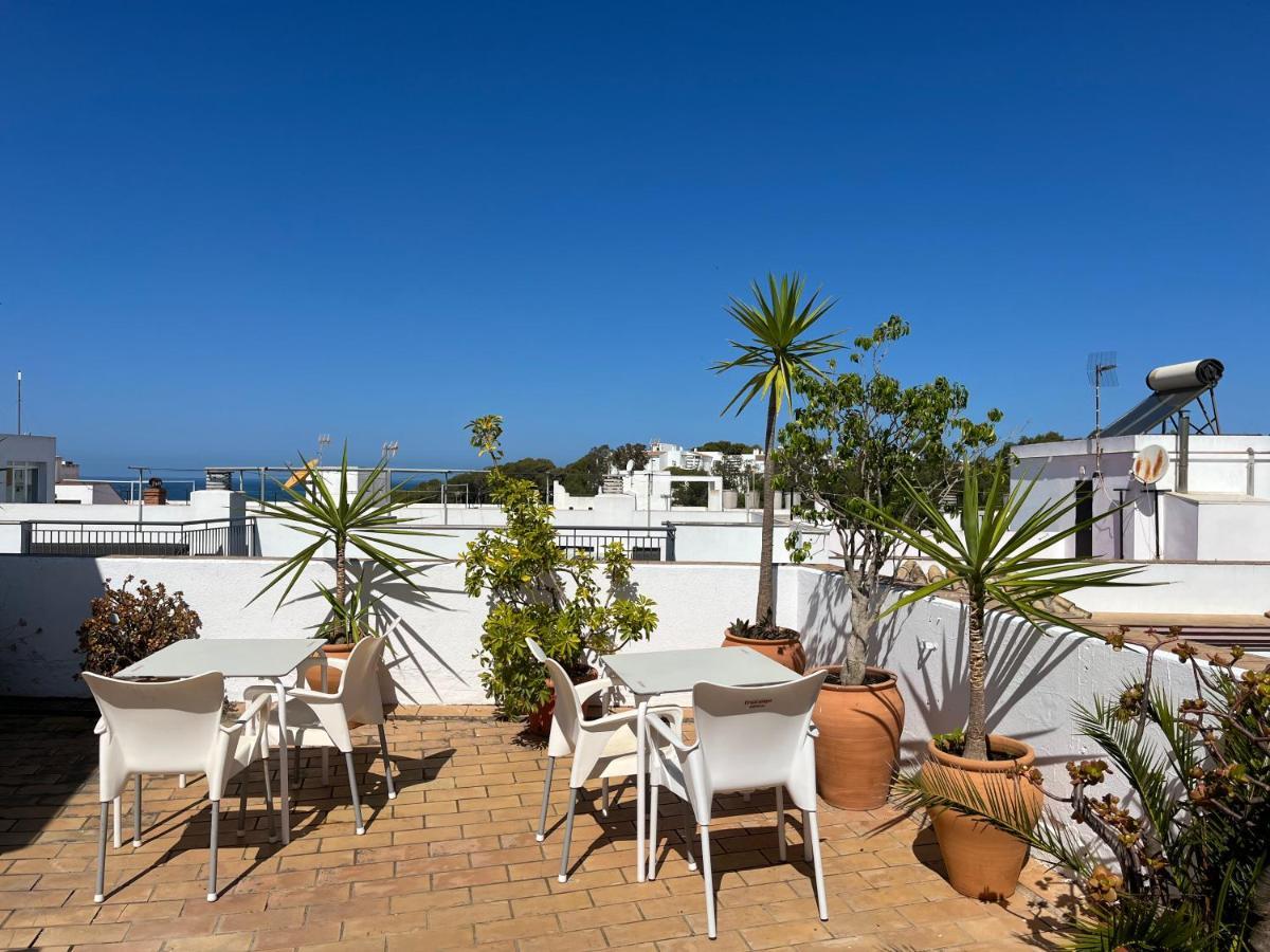 Hostel Conil كونيل ذي لا فرونتيرا المظهر الخارجي الصورة