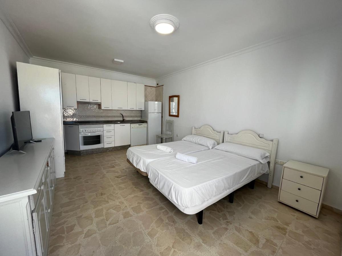 Hostel Conil كونيل ذي لا فرونتيرا المظهر الخارجي الصورة