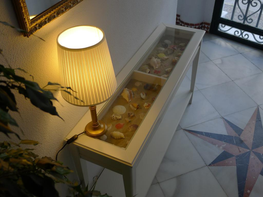 Hostel Conil كونيل ذي لا فرونتيرا المظهر الخارجي الصورة