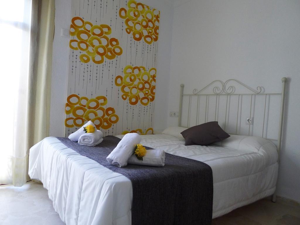 Hostel Conil كونيل ذي لا فرونتيرا المظهر الخارجي الصورة